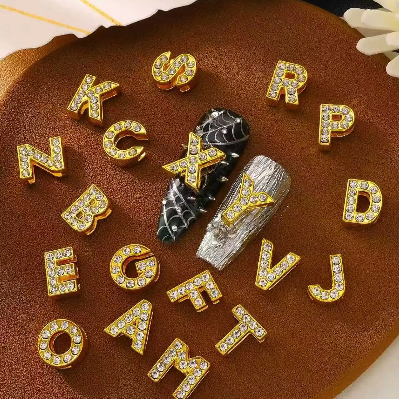 Nail Art Zone - 10/26Pcs/lot 3D Full Diamond Gold 26